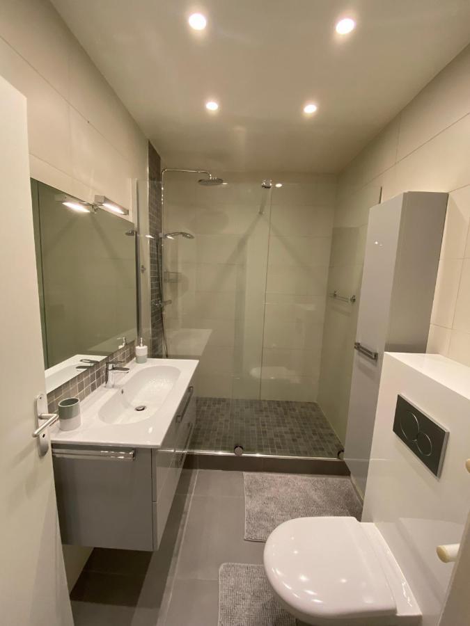 Appartement 2 Pieces De 44M² En Centre Ville Magny-les-Hameaux Exterior photo
